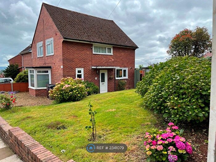 3 Bedroom Semi-Detached House To Rent In Mincinglake Road, Stoke Hill, Exeter, EX4