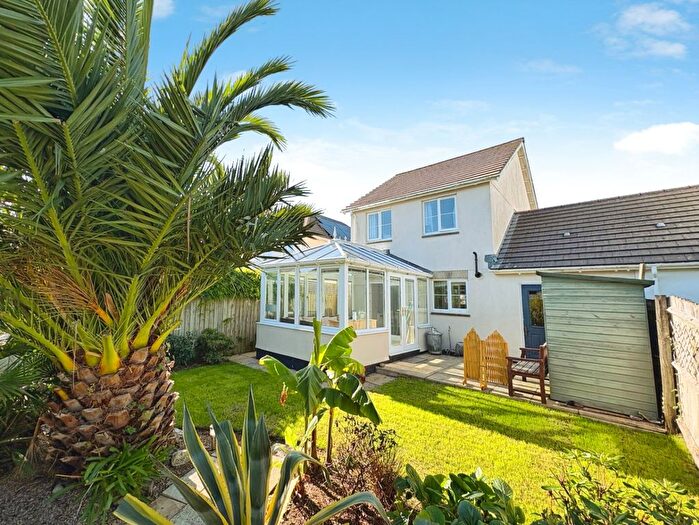 3 Bedroom Link Detached House For Sale In Helston, Fantastic Family Home, TR13