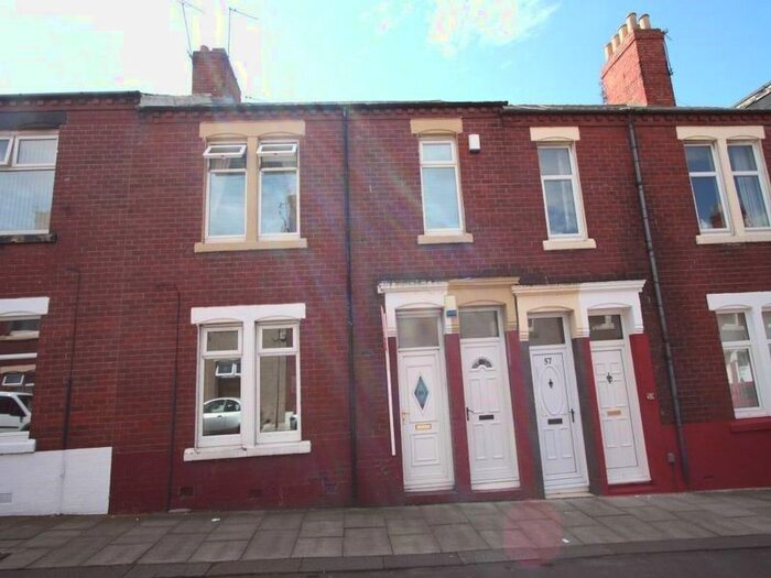 2 Bedroom Flat To Rent In Bewick Street, South Shields, NE33