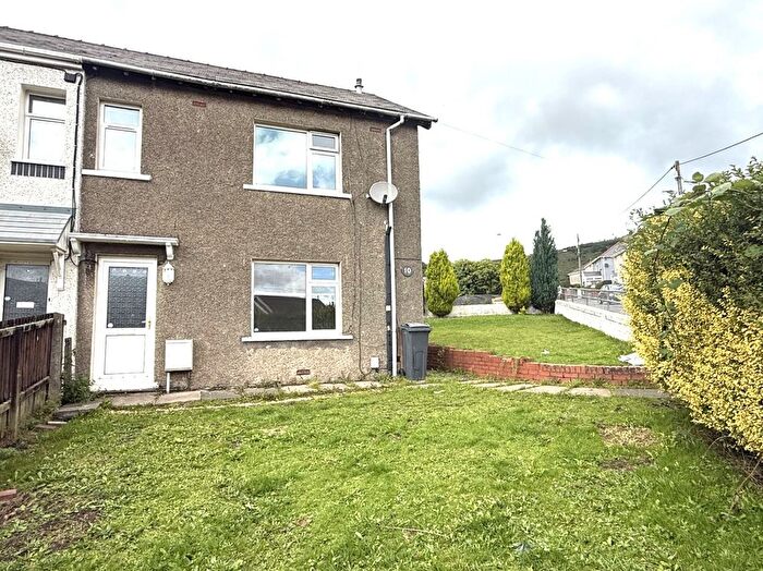 3 Bedroom Semi-Detached House For Sale In Brynglas Avenue, Cwmavon, Port Talbot, Neath Port Talbot., SA12