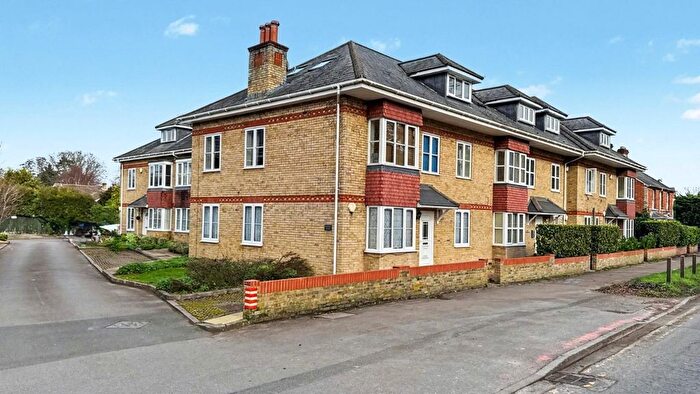 2 Bedroom Flat For Sale In London Road, Ascot, SL5