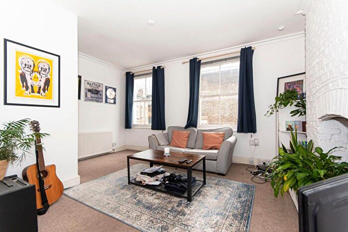 1 Bedroom Flat To Rent In Southolm Street, London, SW11