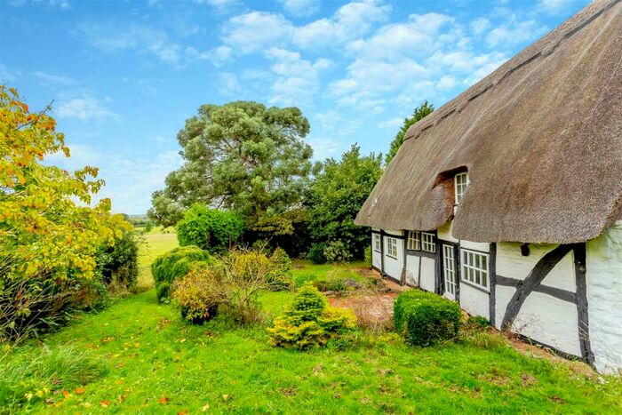 2 Bedroom Cottage For Sale In Hartpury, GL19