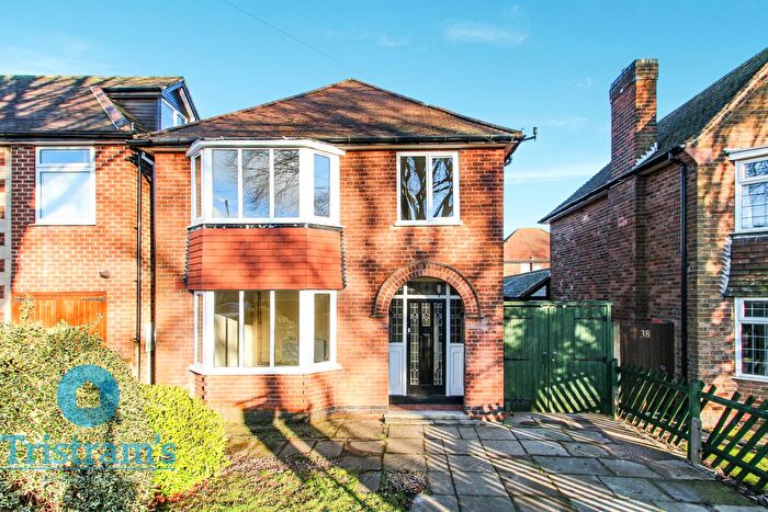 3 Bedroom Detached House To Rent In Russell Drive, Wollaton, Nottingham, NG8