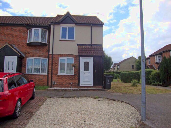 2 Bedroom House To Rent In Lowes Close, SN5