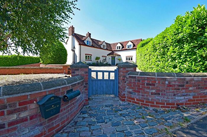 4 Bedroom Detached House For Sale In Bournheath Road, Fairfield, Bromsgrove, B61