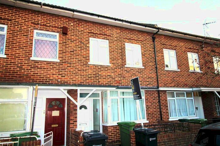 4 Bedroom Terraced House To Rent In Bath Road, Southsea, PO4