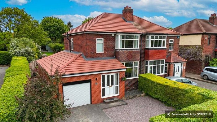 3 Bedroom Semi-Detached House For Sale In Oakwood Road East, Broom, S60
