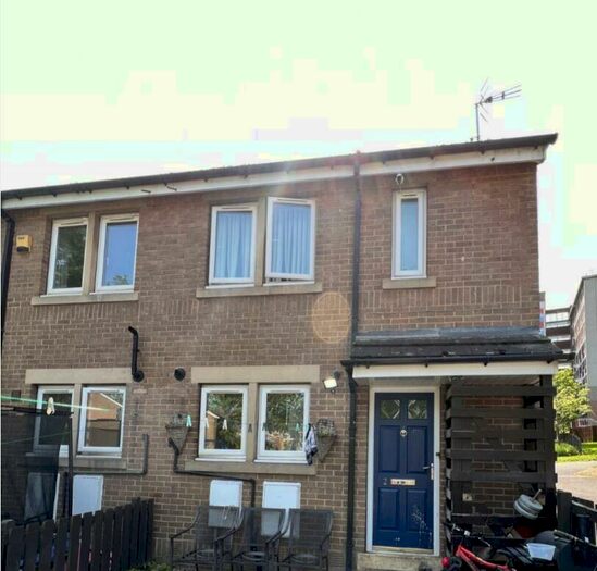 2 Bedroom End Of Terrace House To Rent In Mark Close, Bradford, West Yorkshire, BD10