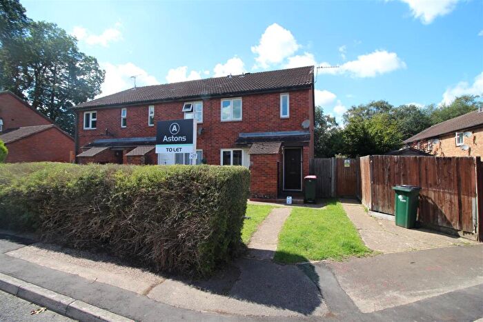 1 Bedroom Flat To Rent In Cottesmore Green, RH11