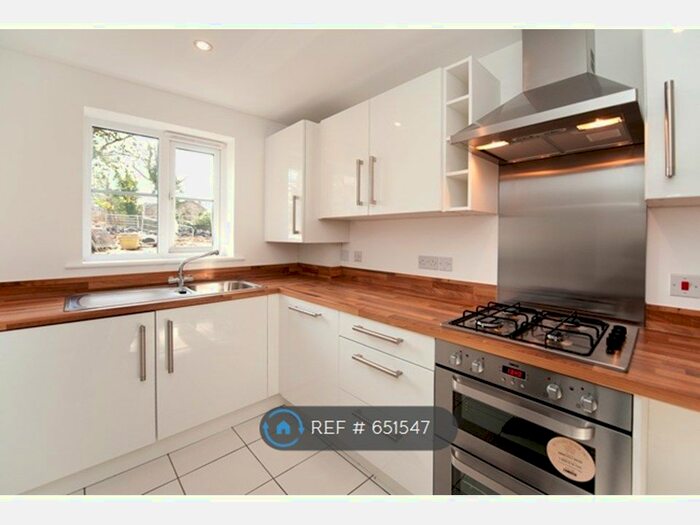 3 Bedroom Terraced House To Rent In Redland Avenue, Tunbridge Wells, TN4