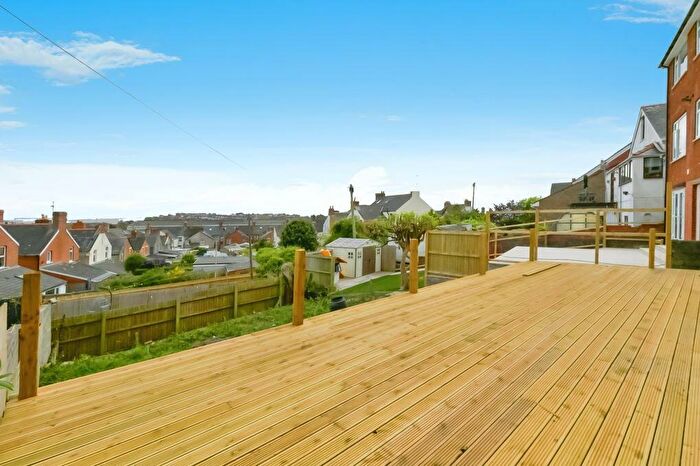 4 Bedroom Bungalow To Rent In St. Pauls Avenue, CF62