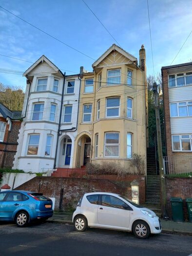 1 Bedroom Flat To Rent In Milward Road, Hastings, TN34