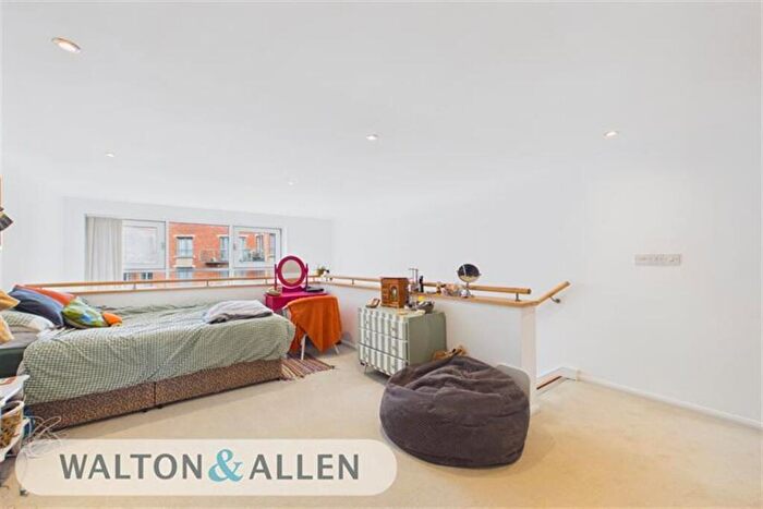 1 Bedroom Duplex For Sale In Number One Fletcher Gate, NG1