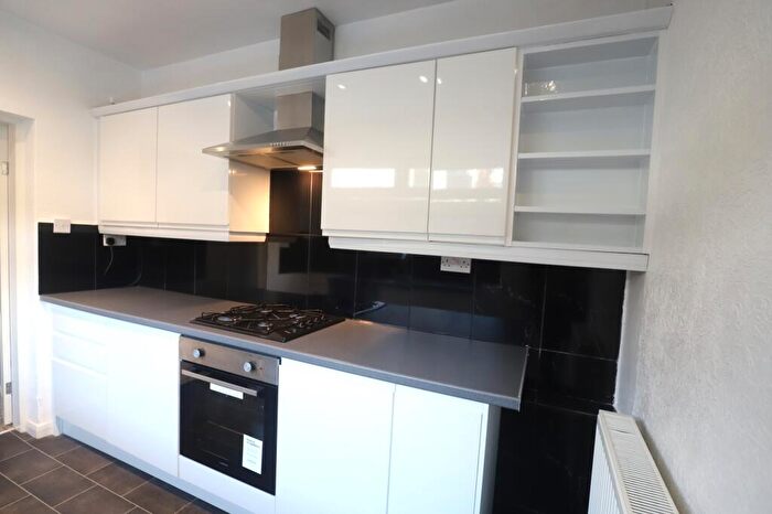 2 Bedroom End Of Terrace House To Rent In Elphinstone Road, Stoke-on-Trent, ST4