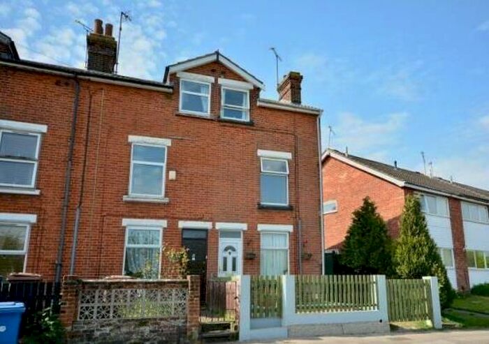 3 Bedroom End Of Terrace House To Rent In Bramford Lane, Ipswich, IP1