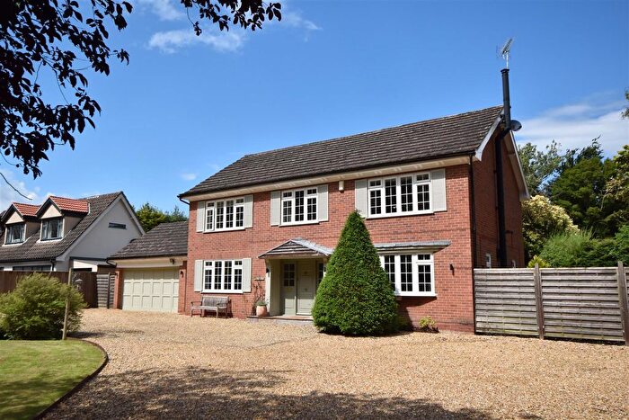 4 Bedroom Detached House For Sale In The Spinney, Elston, Newark, NG23