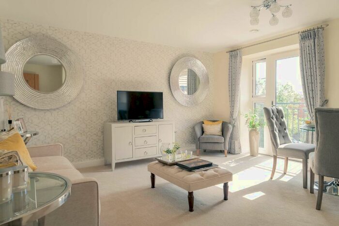 1 Bedroom Apartment To Rent In Northwick Park Road, Harrow, HA1