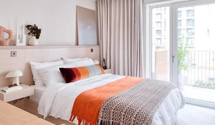 1 Bedroom Flat To Rent In White City Living, London, W12