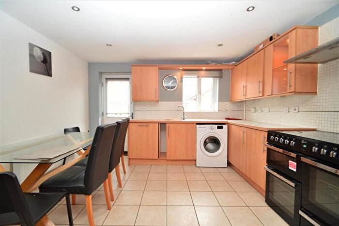 5 Bedroom House To Rent In Beatrix Place, Horfield, Bristol, BS7