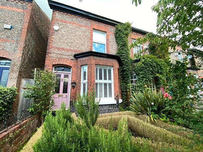 3 Bedroom End Of Terrace House To Rent In Chequers Road, Chorlton Cum Hardy, Manchester, M21