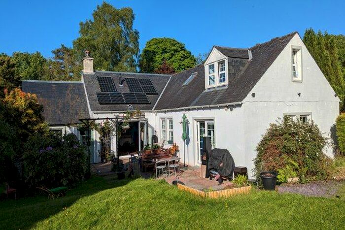 4 Bedroom Detached House To Rent In Duncryne Road, Alexandria, G83