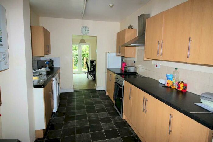 6 Bedroom Private Hall To Rent In South Road, Lancaster, LA1