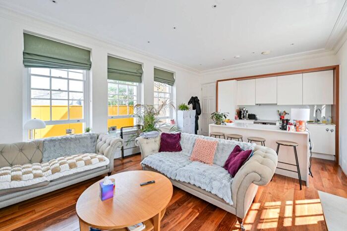 2 Bedroom Flat For Sale In Paradise Street, Bermondsey, London, SE16