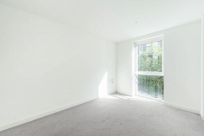 3 Bedroom Flat For Sale In Stanmore Place, Stanmore, HA7