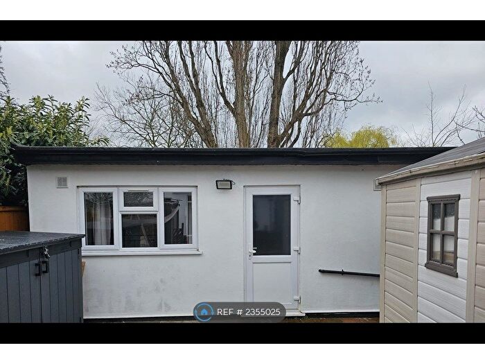 Studio To Rent In College Road, Wembley, HA9