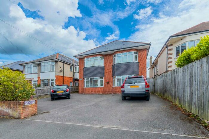 1 Bedroom Apartment To Rent In Coren Court, Christchurch Road, Bournemouth, BH7