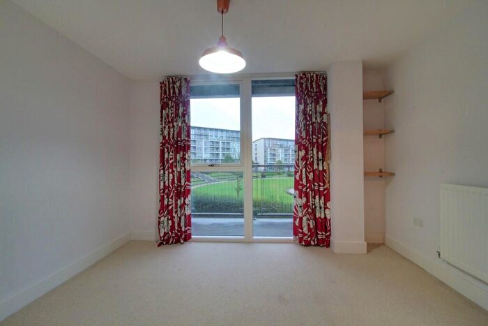 2 Bedroom Apartment To Rent In Longleat Avenue, Park Central, Birmingham, B15