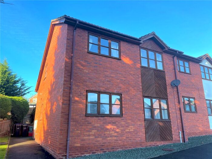 1 Bedroom Flat To Rent In Bluebell Close, Welshpool, Powys, SY21