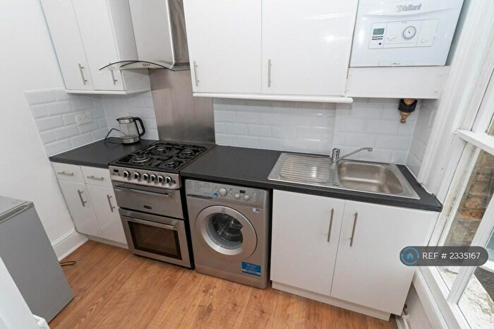 1 Bedroom Flat To Rent In West Norwood, London, SE27