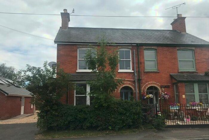 3 Bedroom Property To Rent In Shaftesbury Road, Henstridge, Templecombe, BA8