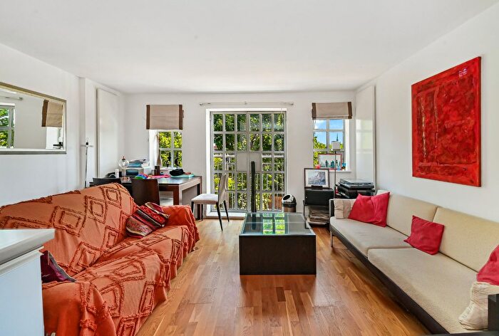 2 Bedroom Flat For Sale In Bombay Court, St Marychurch Street, Canada Water, London, SE16