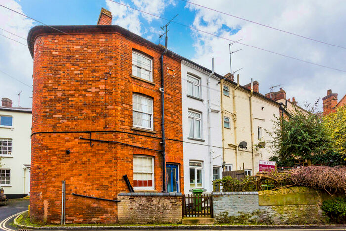 1 Bedroom Cottage To Rent In School Lane, Buckingham, MK18