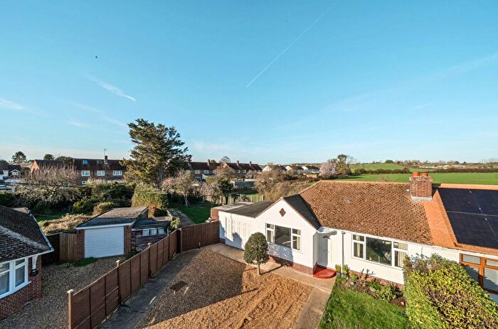 2 Bedroom Bungalow For Sale In The Slade, Clapham, Bedford, MK41