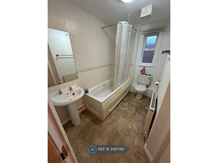 2 Bedroom Flat To Rent In Bestwood, Nottingham, NG5