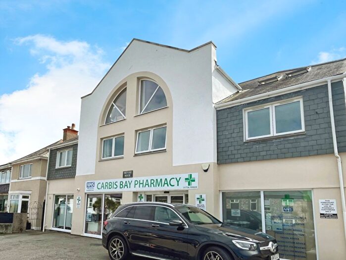 1 Bedroom Flat For Sale In St. Ives Road, Carbis Bay, St. Ives, TR26