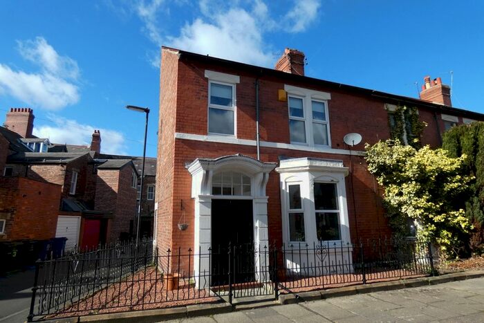 3 Bedroom End Of Terrace House To Rent In Treherne Road, Newcastle Upon Tyne, NE2