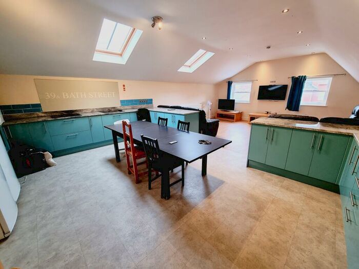 9 Bedroom Terraced House To Rent In A Bath Street, Leamington Spa, CV31