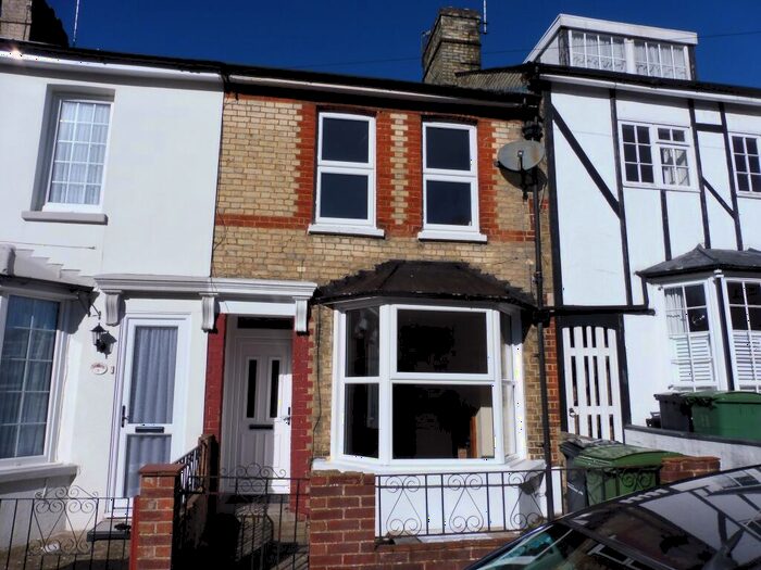 2 Bedroom House To Rent In Albany Street, Maidstone, Kent, ME14