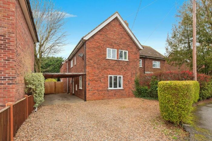 4 Bedroom Semi-Detached House For Sale In Pearces Close, Hockwold, IP26