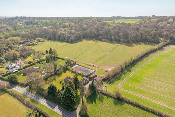 5 Bedroom Detached House For Sale In Rignall Road, Great Missenden, Buckinghamshire, HP16