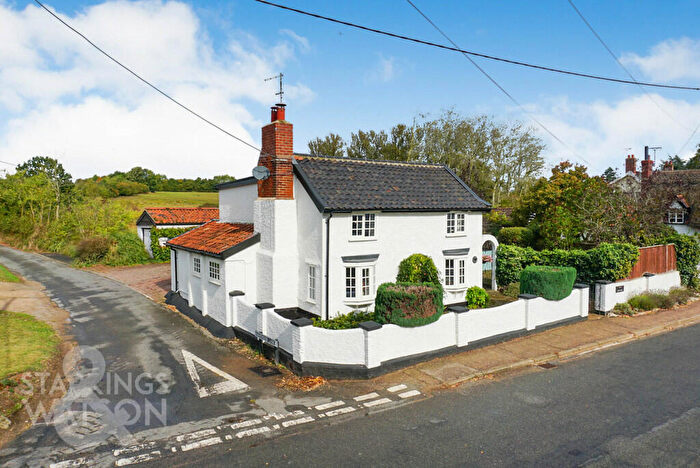 3 Bedroom Cottage For Sale In High Road, Needham, Harleston, IP20