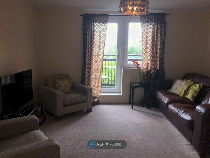 2 Bedroom Flat To Rent In Slateford Gait, Edinburgh, EH11