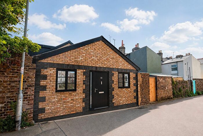 2 Bedroom Semi Detached House For Sale In Shaftsbury Street, Ramsgate, Kent, CT11