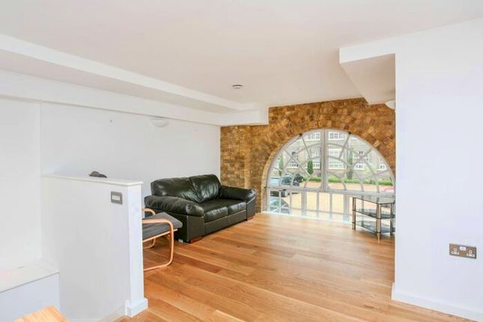 1 Bedroom Flat To Rent In Marlborough Road, Woolwich, London SE18