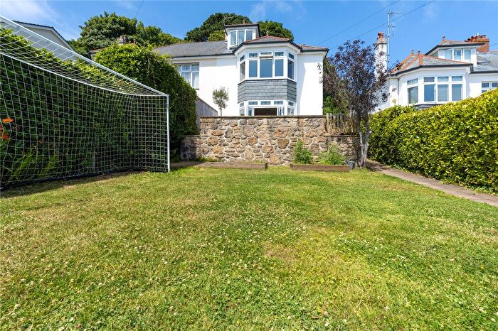 6 Bedroom Semi-Detached House For Sale In Clements Road, Penzance, TR18